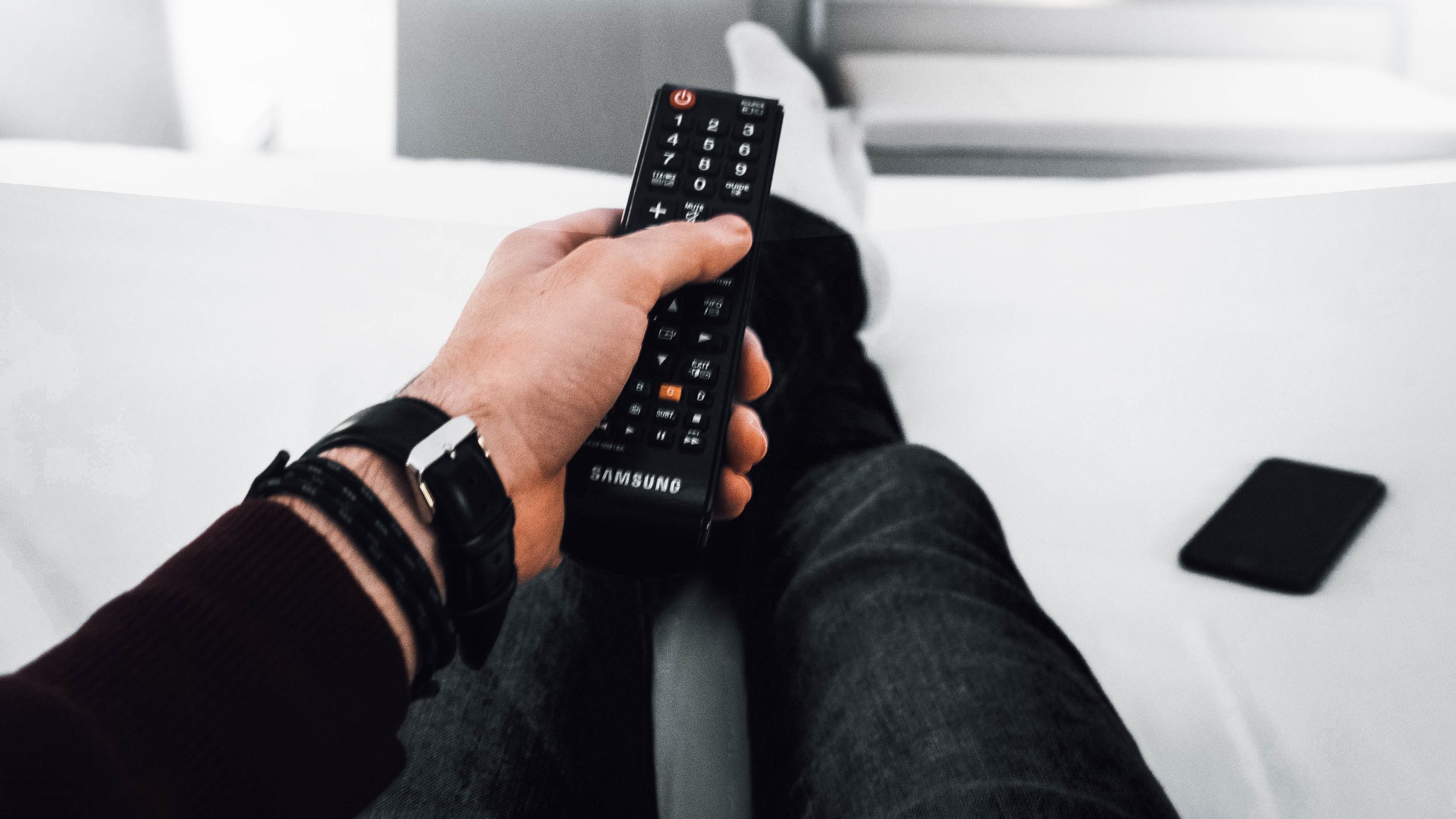 Bezeq Israel telecommunications has issued bonds worth US$207 million