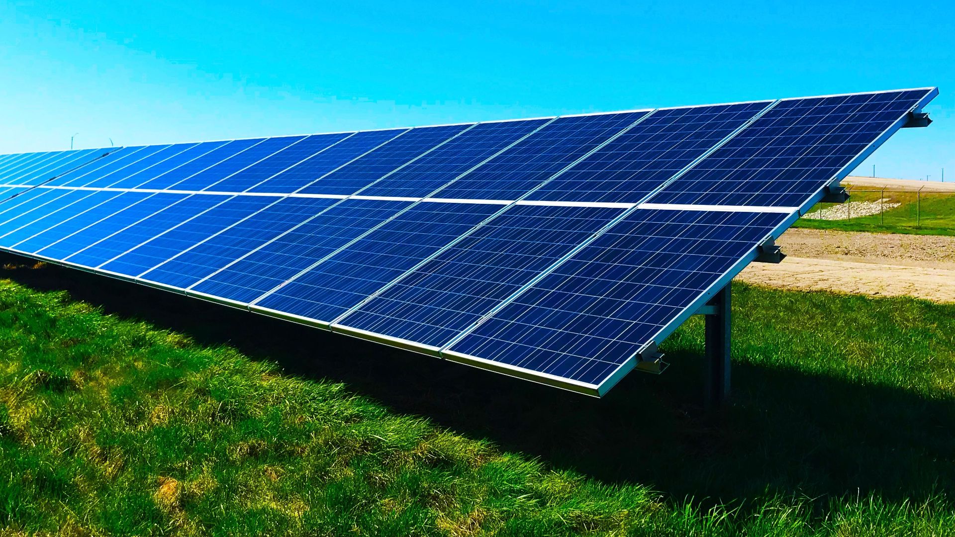 Sale of a 150 MWp PV project