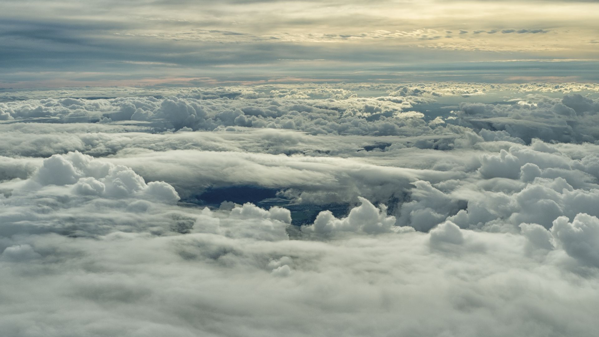 KKIG Holding has issued public bonds